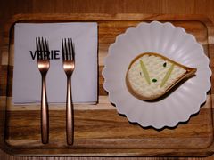-VERIE BAKEHOUSE