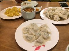 船歌鱼水饺-远洋未来广场(育慧北路店)