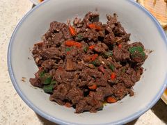 -老湖南民间菜·牛肉十八炒(花都店)