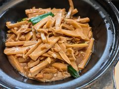 -吕氏焗小鲜•海鲜青岛菜(总店)