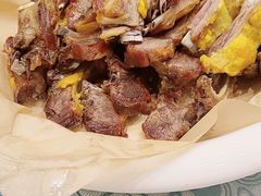 手抓羊排-巴扎美食·新疆菜·西域歌舞表演餐厅(新疆大厦店)
