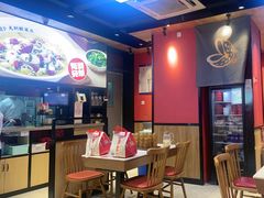 -渝是乎川渝小炒(新世界百货望京店)