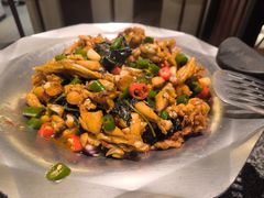 -蛙蛙叫·干锅年代(钻石广场店)