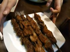 -东口码头·烧鸽子·鱼头泡饼·地方菜(金鹰悦城店)
