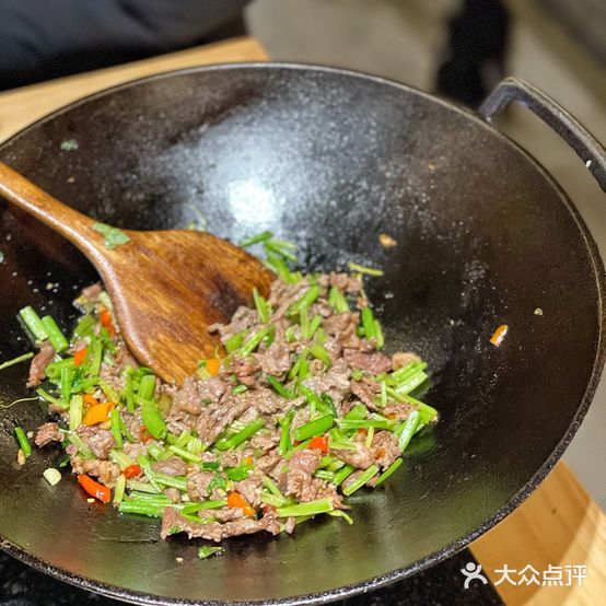 菜园子湘菜馆(义乌街店)