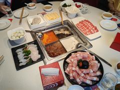 -海底捞火锅(威高广场店)