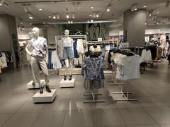 -H&M(鹏欣水游城店)