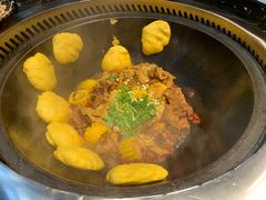 -袁小二大东北铁锅炖(吉祥村总部)