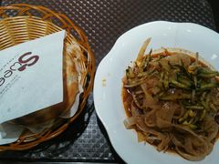 擀面皮肉夹馍-焦记老潼关肉夹馍(东五路店)