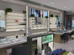 -镜客眼镜(浦江欢乐颂店)