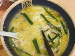 -大鼓米线(浦东长泰店)