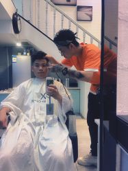 -SIX Hair Consultant