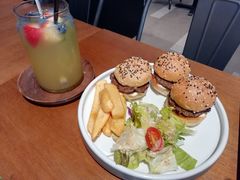 小汉堡-Simple Yummy简单美味(上邦百汇城店)