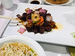 -御花园·粤菜·海鲜火锅(中山公园店)
