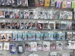 -Love Star追星馆(上海大悦城店)