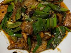 -华光驿站私房菜·黑金冠