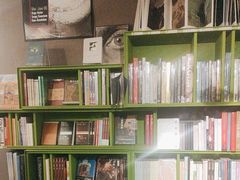 -和美书店M+咖啡