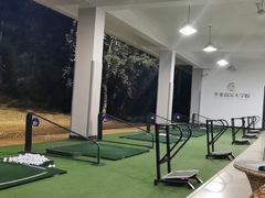 -北京鸿华高尔夫练习场