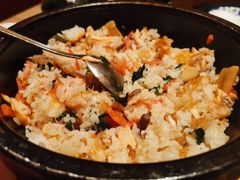 三文鱼石锅拌饭-小山日本料理(太古汇店)