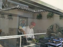 -鲁班小馆(政四街店)