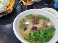 牛肉拉面-郑家包子牛肉拉面(尚勤路店)