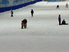-乔波室内滑雪场