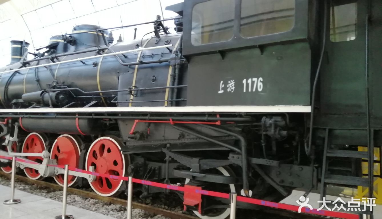 在武汉能看到火车的地铁站