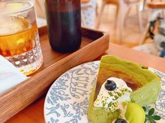 -彳亍咖啡·这里(水湾路店)