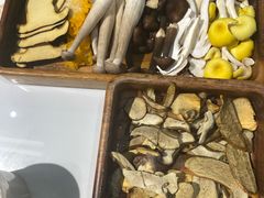 -菌小白火锅(时尚天河店)