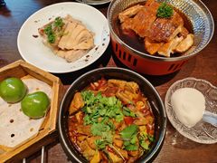 -古都历食南京菜·烤鸭·鸭血粉丝·汤包(南京博物院店)