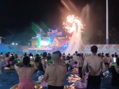 -汤山欢乐水世界
