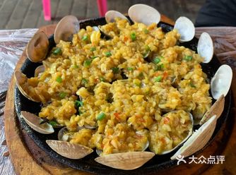 「凤爪王烧烤-8栋」 口味：肉质新鲜可口，烤肉串非常