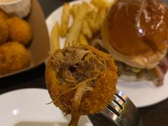 -瑞食酒馆 La Taverne Suisse