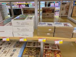 -卡通派潮品玩具折扣仓(青岛新城吾悦广场店)