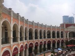 -佛罗伦萨小镇广佛名品奥特莱斯(疏港路店)