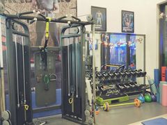 -思迈威健身(积玉桥万达店)