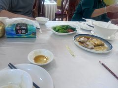 -泉龙渔村·粤式早茶·金牌烧鹅(中山三乡店)