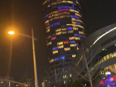 -白玉兰广场停车场