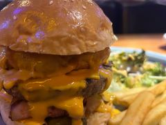 -鲨鱼美式餐厅酒吧Sharky