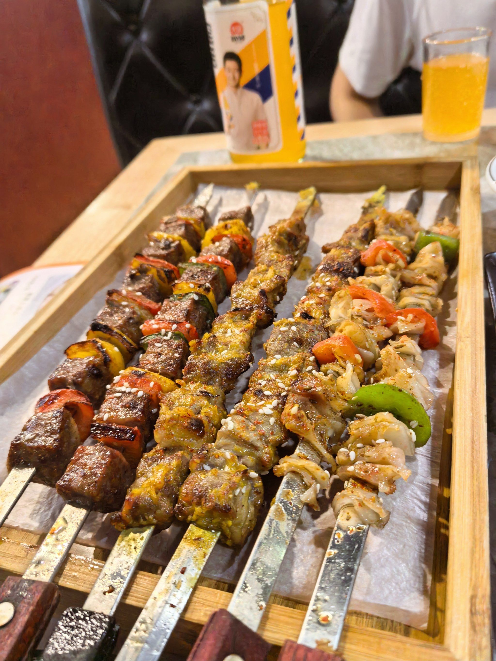 快来一起吃特"大"烤串