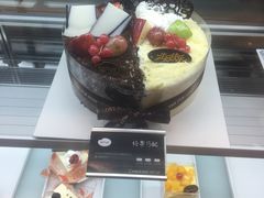-皇冠幸福里动物奶油生日蛋糕(万达店)