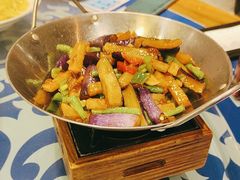 -春天里餐厅(西田城店)