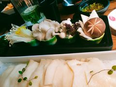 菌菇拼盘-九鼎轩脆毛肚火锅(三钢里店)