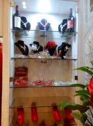 -厦门苏迪尔婚纱礼服批发零售/男装定制