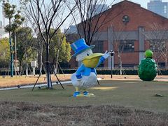 -东浩兰生上海世博展览馆