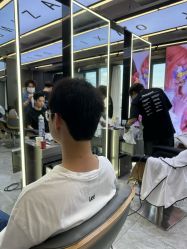 -藤野造型烫发染发