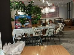 大堂-必胜客(百联又一城店)