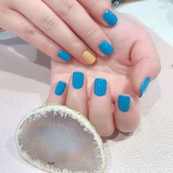 -花系美·美甲美睫精品店