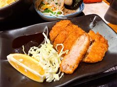 特大一指厚炸猪排-怡己·三ツ矢堂日式料理(海伦店)