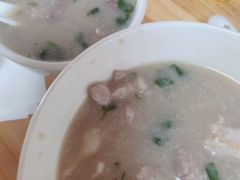 -洲心街道青联村镜记烧肉
